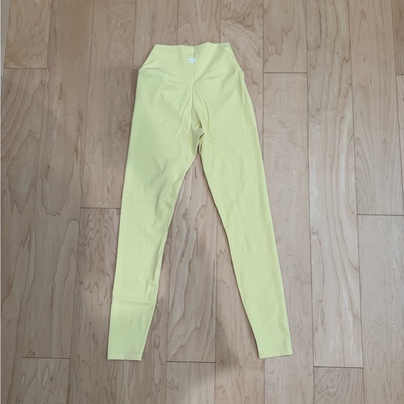 CSB fade butter yellow legging - Picture 2 of 4